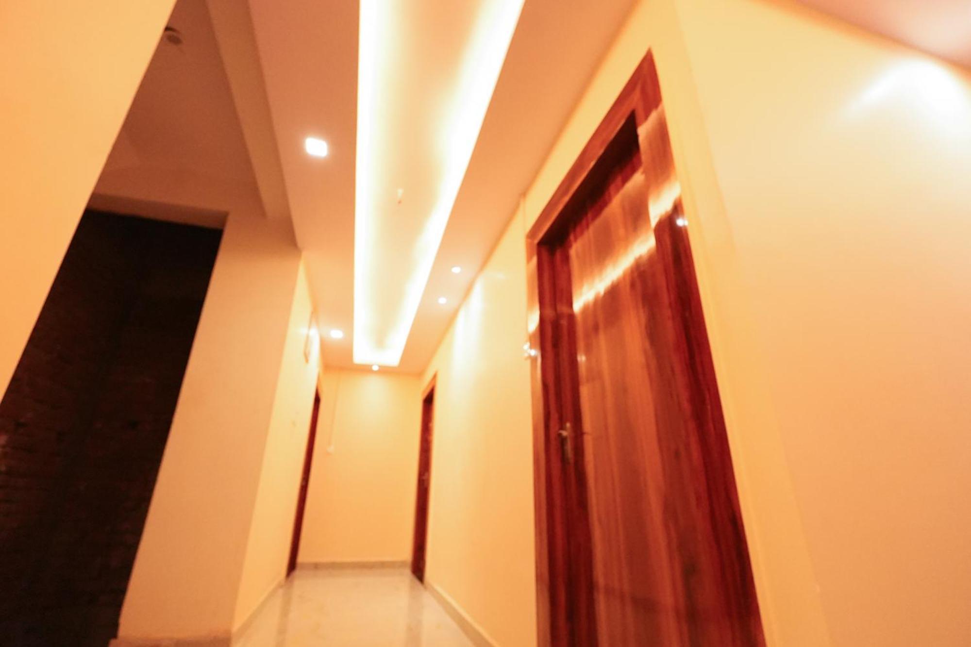 Hotel Rj ปัฏนา ภายนอก รูปภาพ