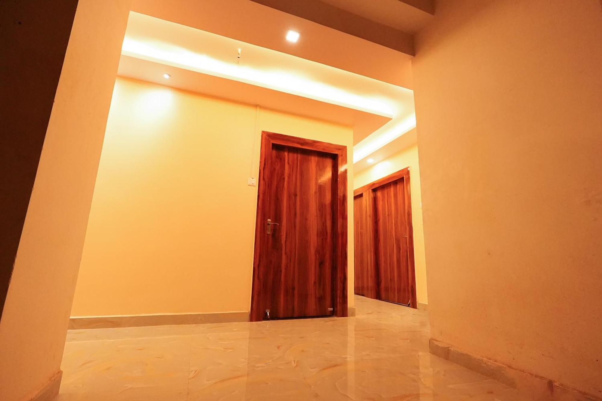 Hotel Rj ปัฏนา ภายนอก รูปภาพ